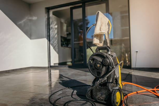 Best Gas Station Cleaning  in Lochmoor Waterway Estates, FL